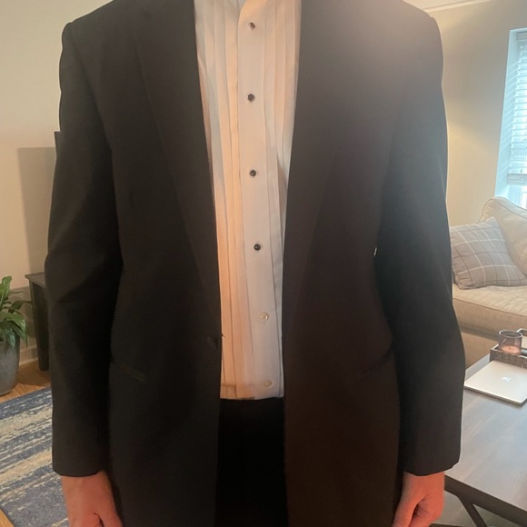 Jean Yves Tuxedo Jacket and Pants - Picture 6 of 7